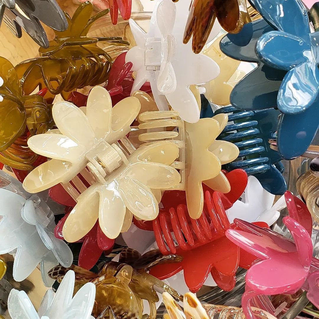 Waterlily Pinch Clip